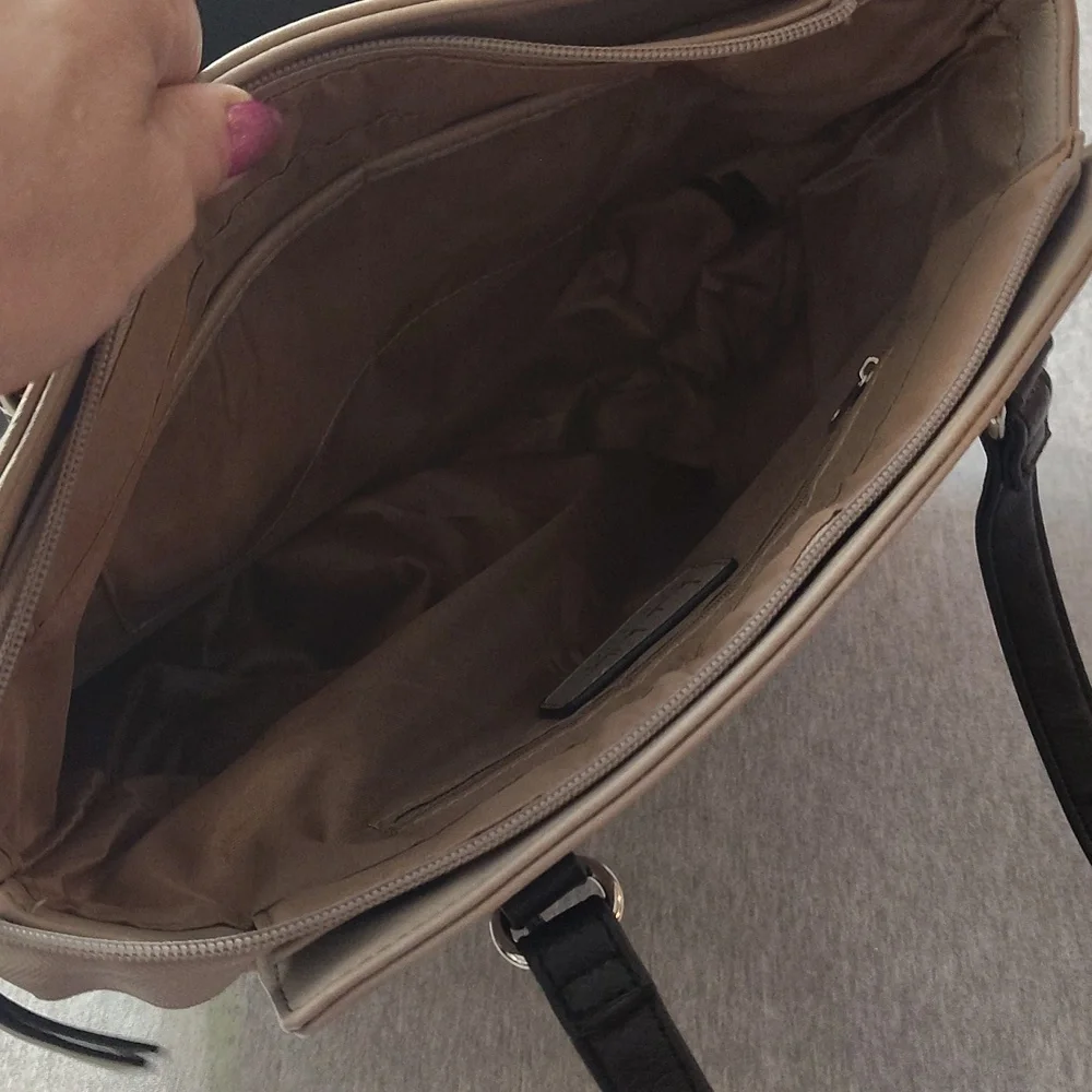 NICOLE MILLER NEW YORK - WOMENS HAND BAG- PURSE 👜👜👜 SHOULDER BAG - Picture 16 of 16